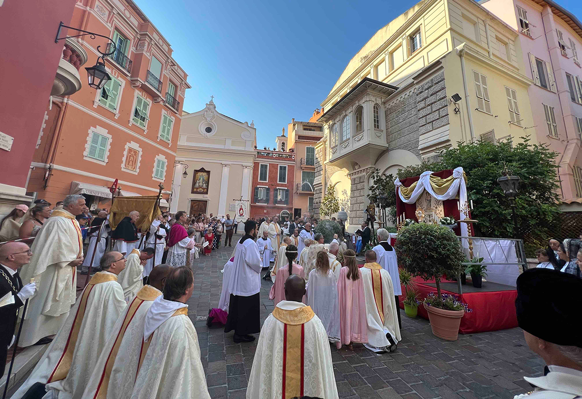 Ordre de Malte de Monaco - célébration de la Fête-Dieu. 2022