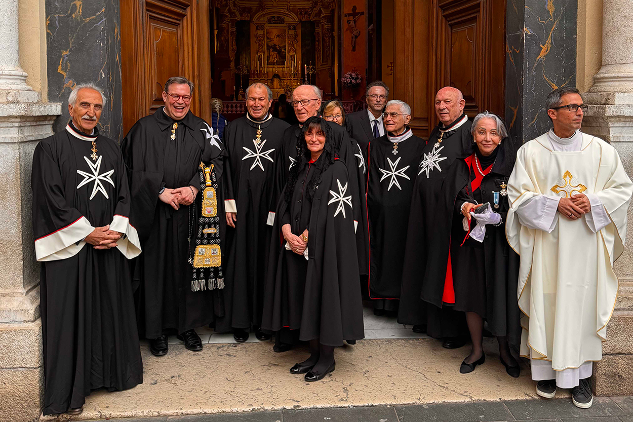 L'Ordre de Malte à la Messe célébrée à Nice en présence d’un Membre du Souverain Conseil le 6 avril 2024